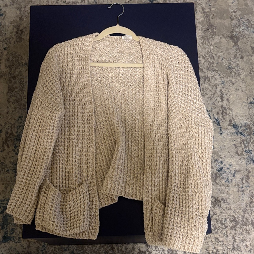 Tilly's Beige Knit Cardigan
